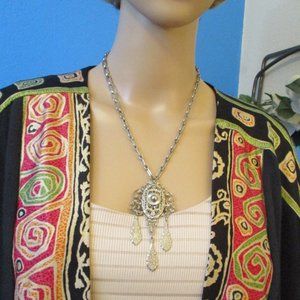 Silver FILIGREE PENDANT Necklace ~ Art Nouveau Renaissance Style Dangle Necklace